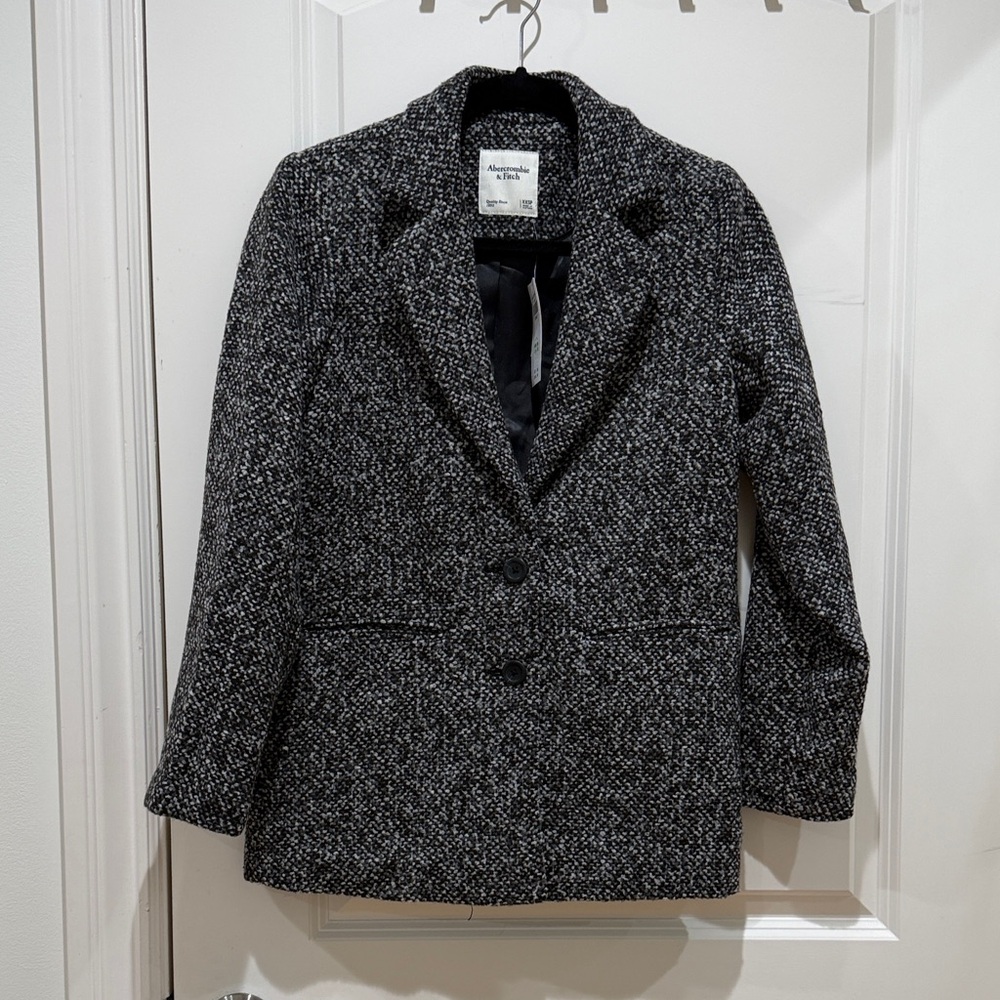 Abercrombie & Fitch Black and White Tweed Blazer
